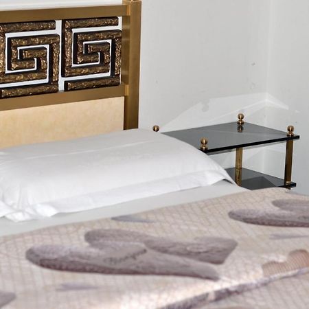 מלון מילאנו Casa Nuccia 2 מראה חיצוני תמונה
