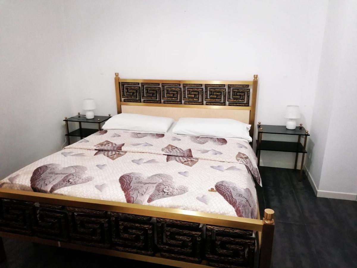 מלון מילאנו Casa Nuccia 2 מראה חיצוני תמונה